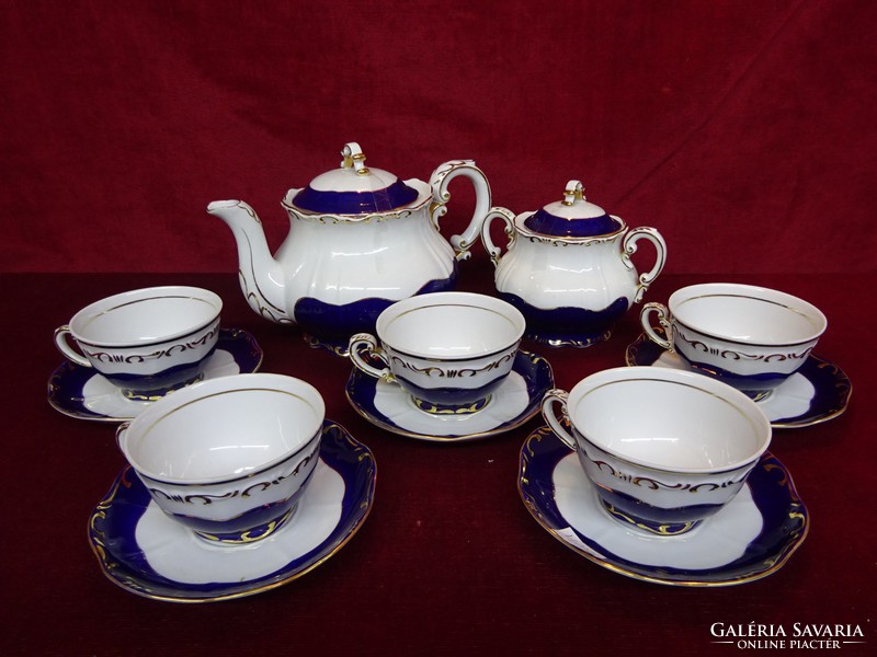 Zsolnay porcelain pompadour iii tea set for 5 people. He has!