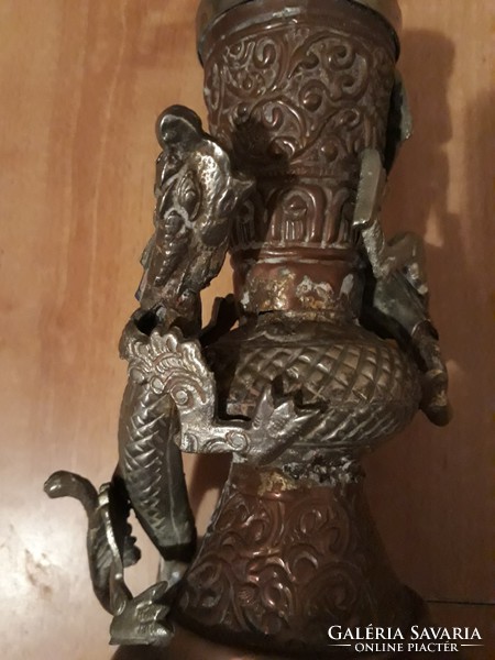 Tibeti réz kanna két sárkánygyíkszerű ( tibeti ezüst)motivummal