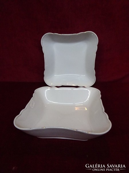Wunsiedel German porcelain garnished bowl, in two sizes, so far in a display case, quality piece. He has!