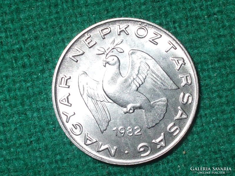 10 Filér 1982 ! It was not in circulation! Greenish!