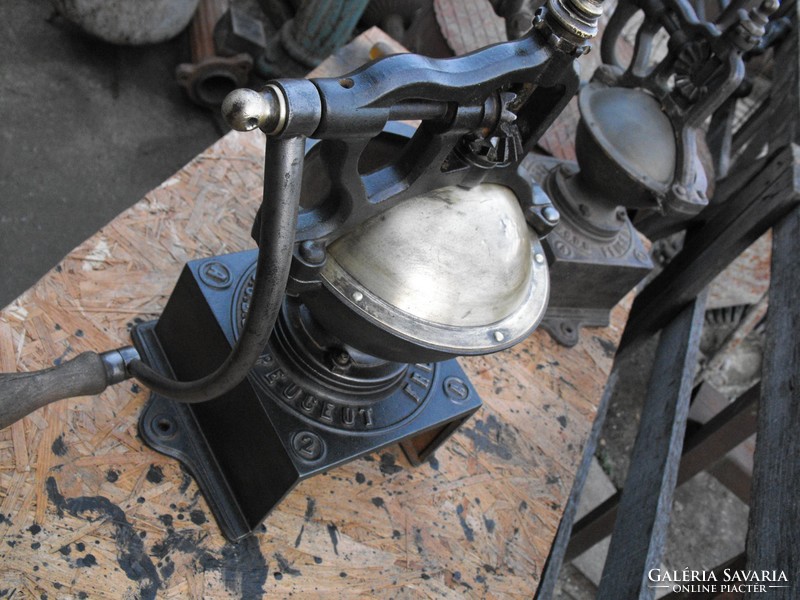 Original peugeot 1910 coffee pepper grinder loft cast iron grocery store coffee grinder industrial