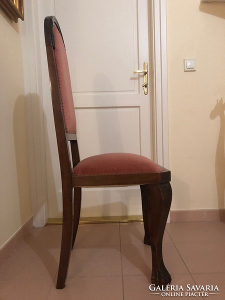 6 pcs for sale in good condition. Antique chair.