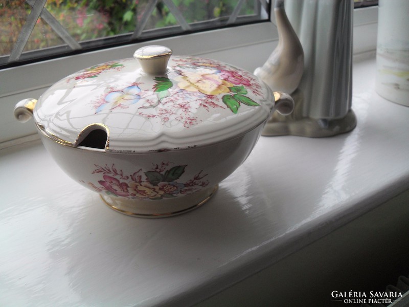 Old porcelain / faience? / Sauce bowl with lid