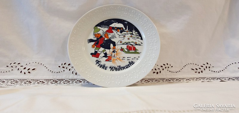 Gyönyörű német, FREIBERGER porcelán tányér.