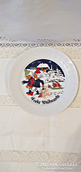 Beautiful German Freiberger porcelain plate.
