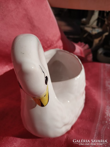 Porcelain swan bowl, large size