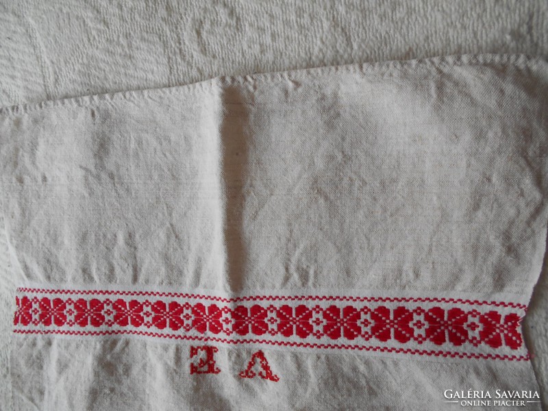 Towel, woven, v.E. Monogrammed
