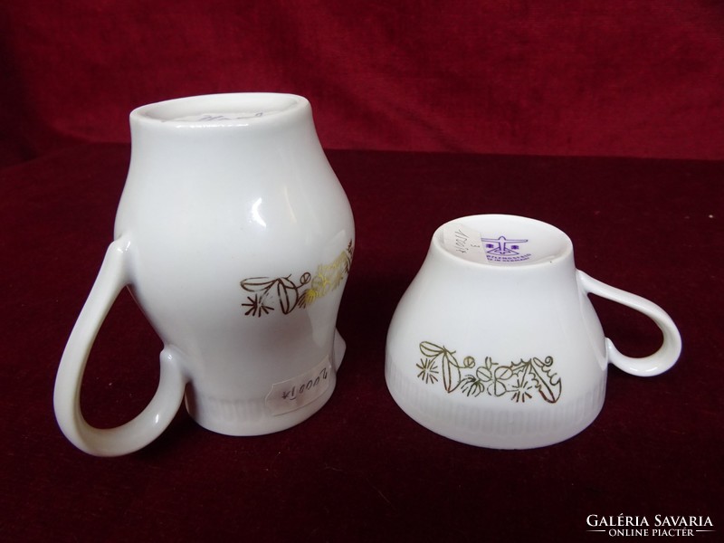 German porcelain coffee set for three people, piece held in a display case. He has!