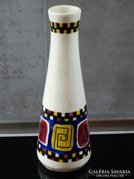 Retro kerámia váza 1962-ből, kézzel festett, jelzett