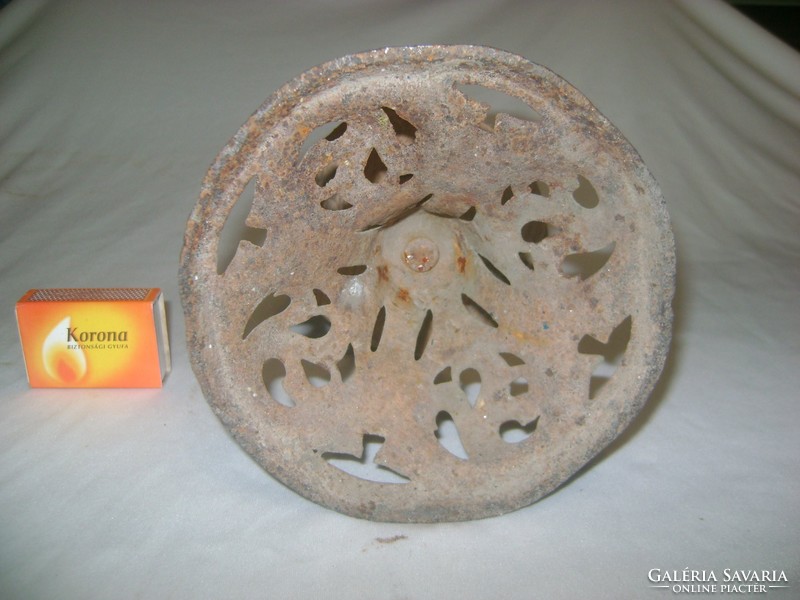 Antik öntöttvas petróleum lámpa talp