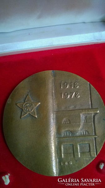A kommunisták Magyarországi Pártja 1918-1978 SzG.jelz. bronzplakett csillaggal