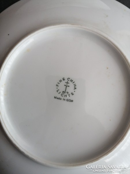 Fine Chine Lichte kobaltkék porcelán tányérok téli tájképpel- EP