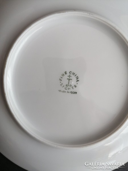 Fine Chine Lichte kobaltkék porcelán tányérok téli tájképpel- EP