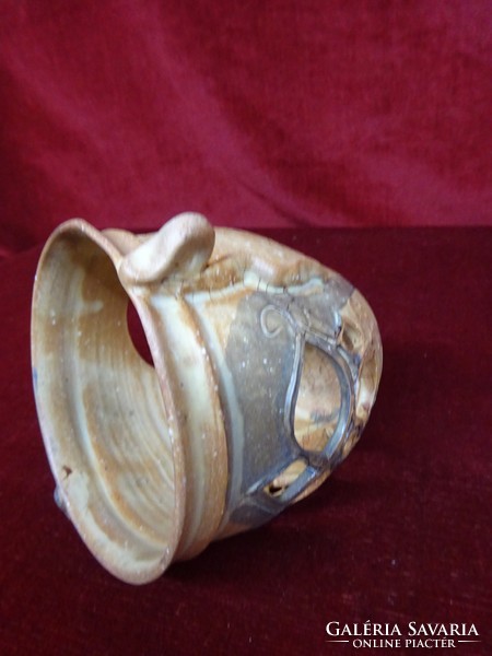 Ceramic candle holder, quality work, height 10.5 cm. He has!