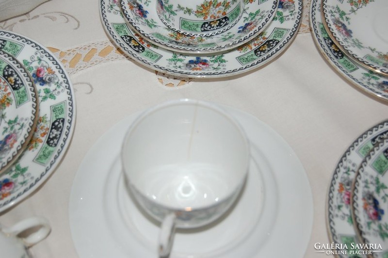 Angol Delphine Crown bone China Porcelán Trió 5 személyes reggeliző készlet