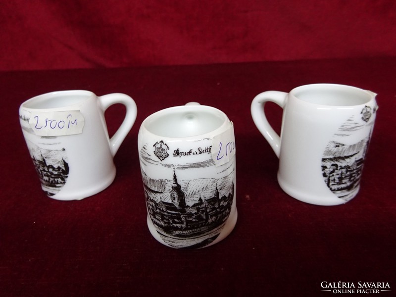 Royal porcelain bavaria mini jug, hand painted. He has!