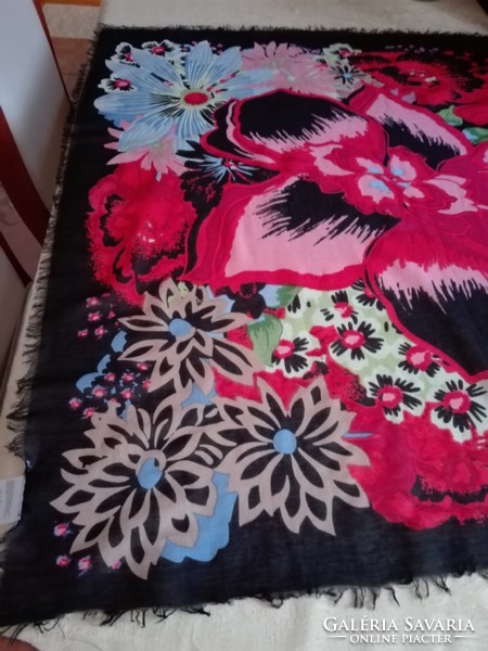 Huge pure cotton shawl, 104 x 107 cm