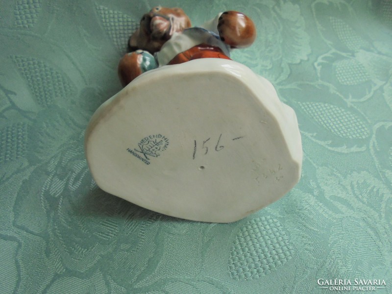 Herendi porcelán maci mézes bödönnel figura