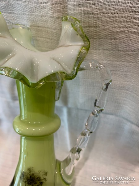 Zöld kézzel festett füles váza