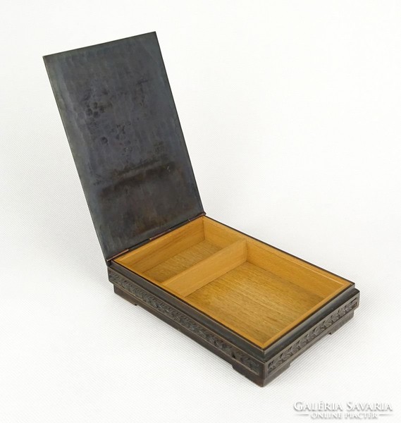 1A057 Iparművészeti cigaretta kínáló bronz doboz