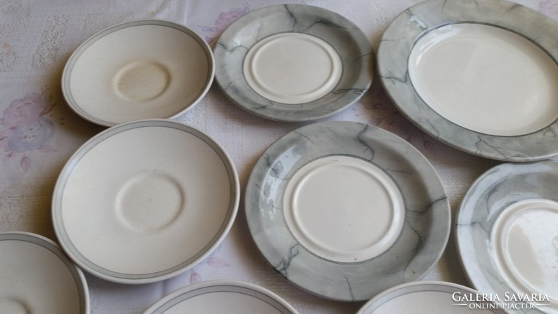 Antik ,angol porcelán, tányér  eladó 9 db. Churchill England