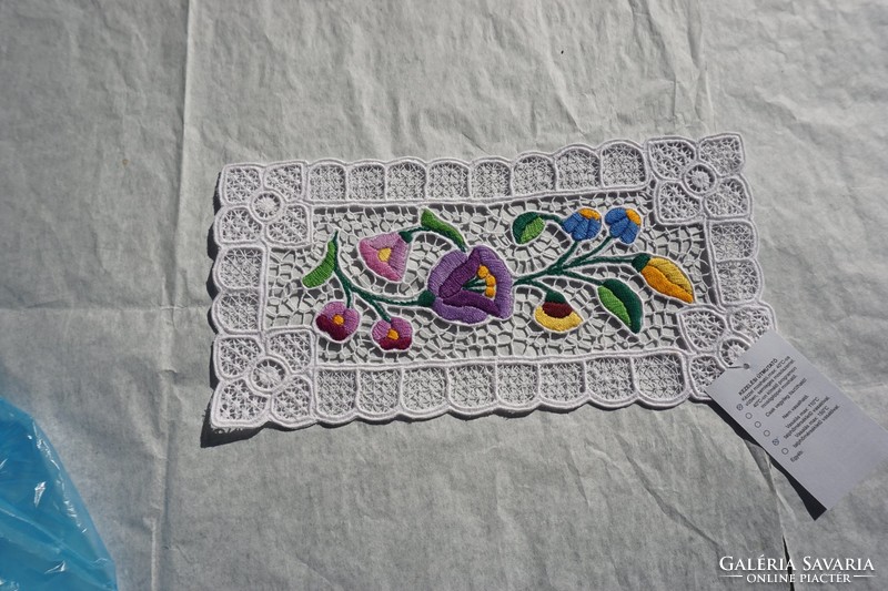 15X30 cm.-Es Kalocsa small tablecloth for sale.