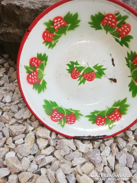 Lampart enameled, enameled plate, strawberry, strawberry, collector's item, rustic decoration