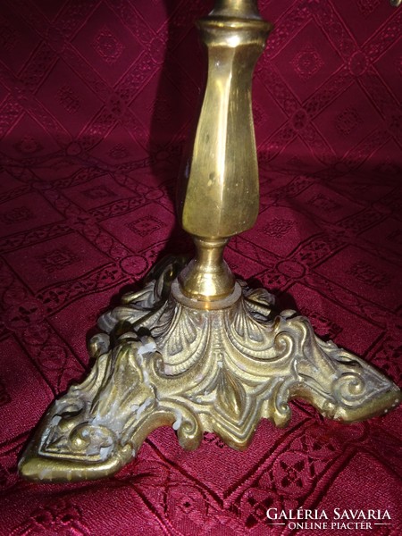 Bronze five-pronged candlestick, solid cast bronze, height 30 cm, width 26 cm. He has!