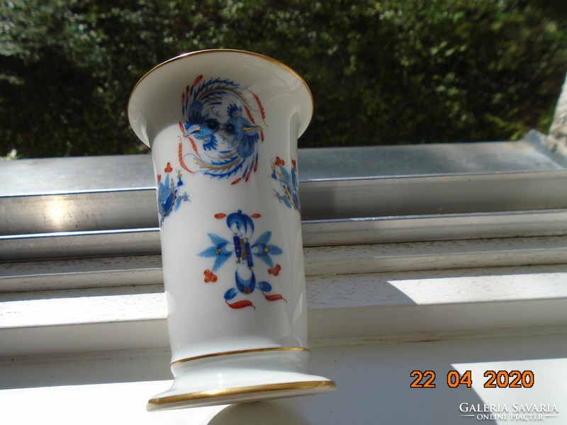 1924 with Meissen sword mark, Imari style, vase from the Blue Dragon with Red Dot series