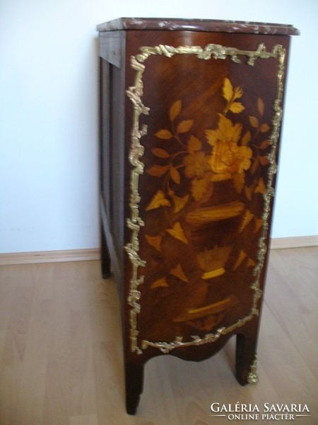 Antique marquetry chest of drawers, small