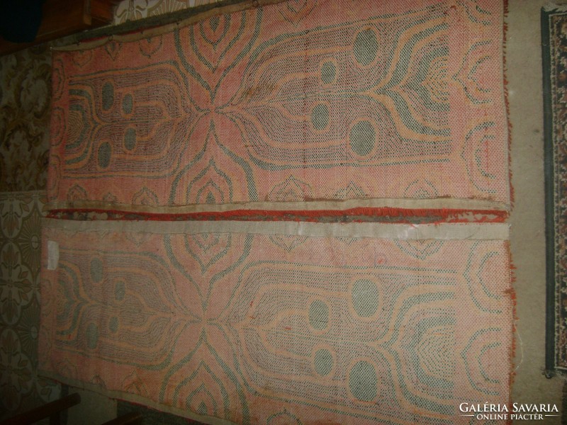 EGY darab retro suba szőnyeg, faliszőnyeg, falvédő 