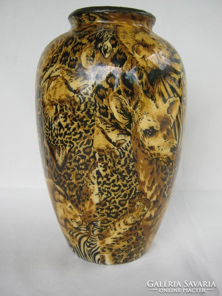 Vase lion giraffe zebra panther decorated with African animals large size 24 cm