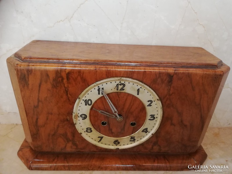 Antique art deco bauhaus 1/2 knocker dresser clock cabinet clock with beautiful veneer