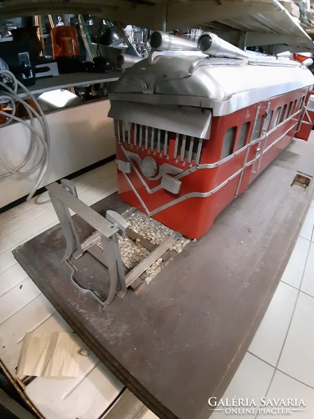 Mozdony ,vasút  ,vonat ,máv  makett   modell  550.000 forint