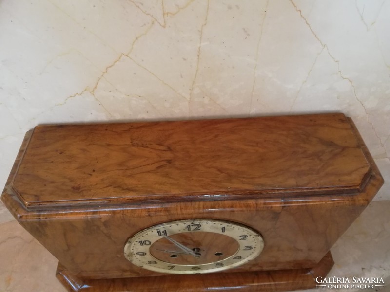 Antique art deco bauhaus 1/2 knocker dresser clock cabinet clock with beautiful veneer