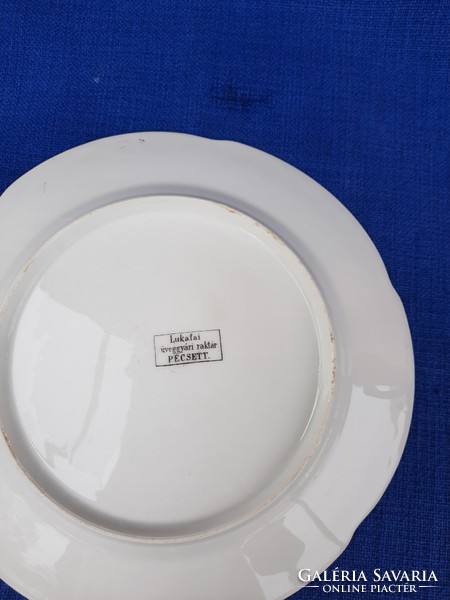 Zsolnay, Lukafai üveggyári raktár tányér