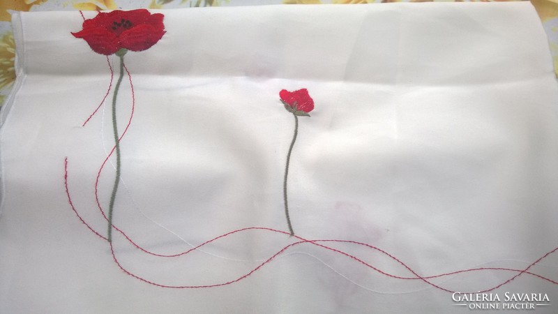 Beautiful poppy small tablecloth 78x78 cm