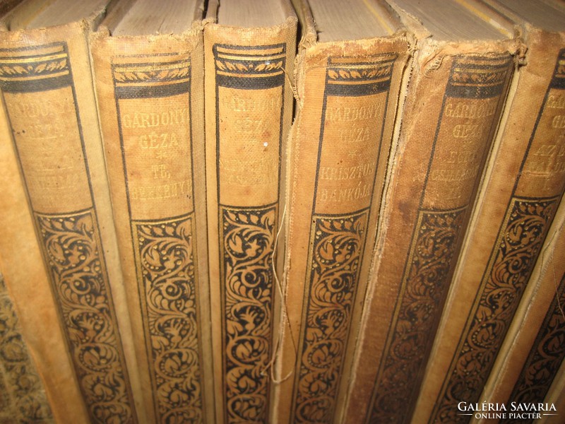 Gárdonyi series 16 books most of the books are in good condition, some need to be repaired