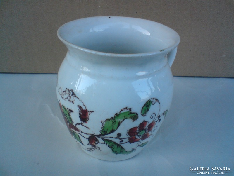 Antique porcelain jar (mug)