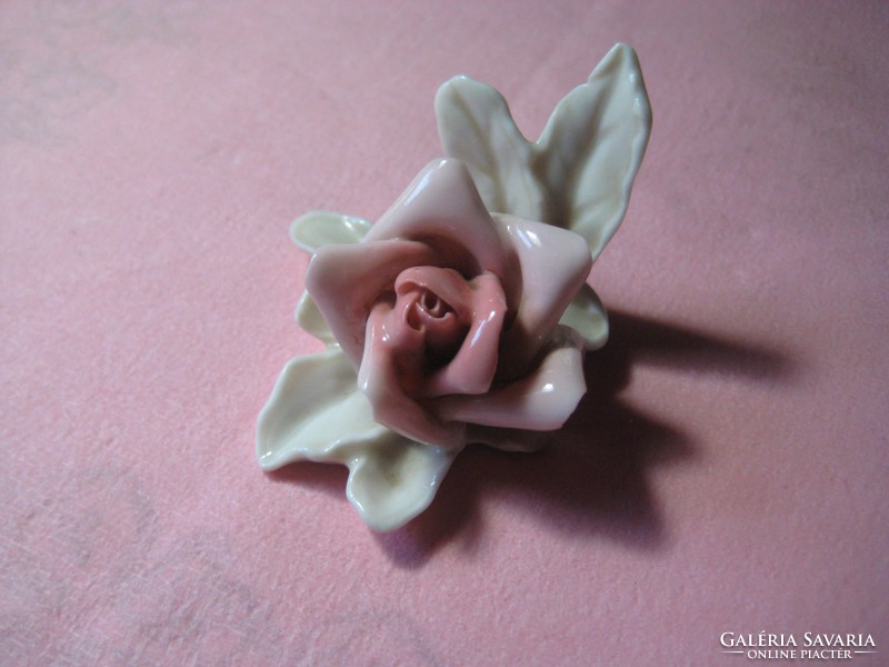 ENS  . szép , porcelán   rózsa  6 cm