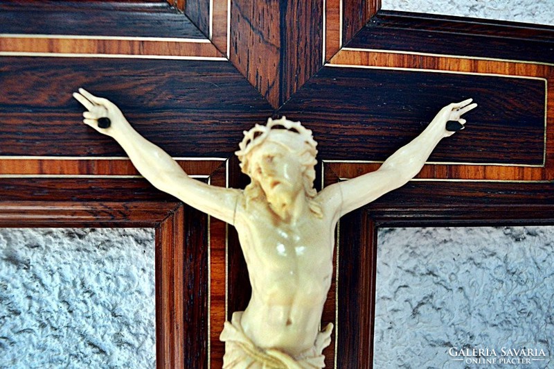 36. Antique, ivory Jesus Christ (15.3Cm), 45cm imposing crucifix, cross, corpus