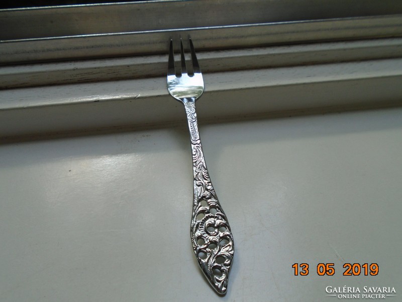 Dutch dessert fork with openwork relief pattern