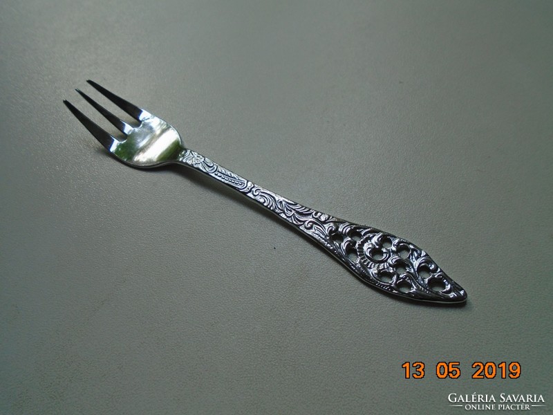 Dutch dessert fork with openwork relief pattern
