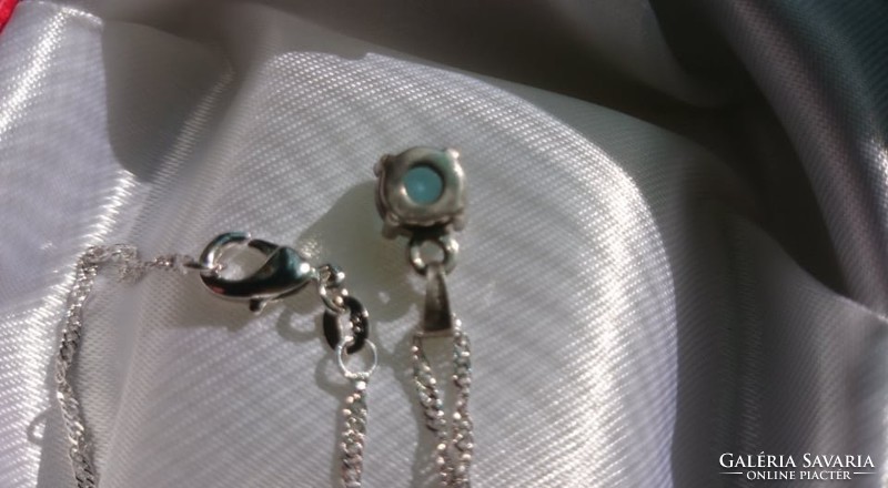 Gyönyörű  kék köves ezüst medál + lánc