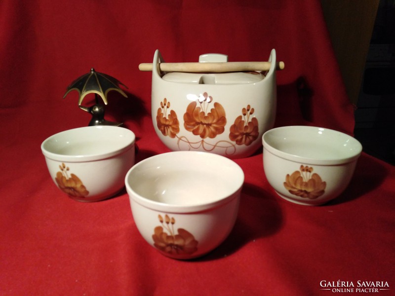 003 A special hand-painted jni ceramic soup set for 3 people
