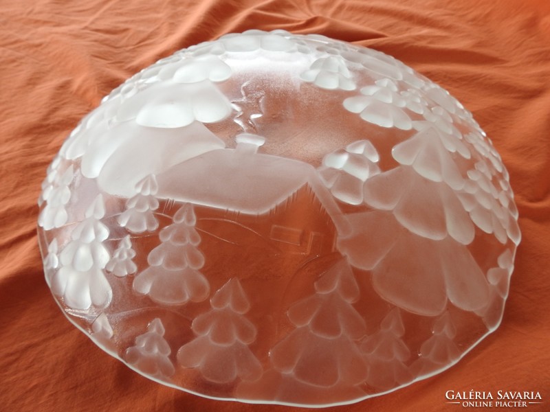 Óriási havasi fenyves mintás üveg asztalközép