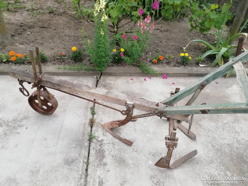 Antique horse plow