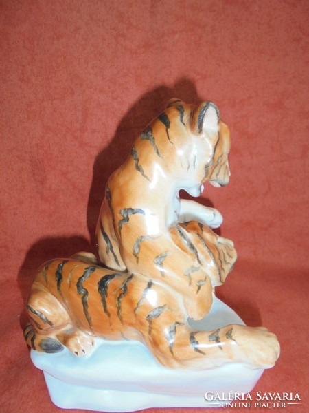 Herend porcelain tigers