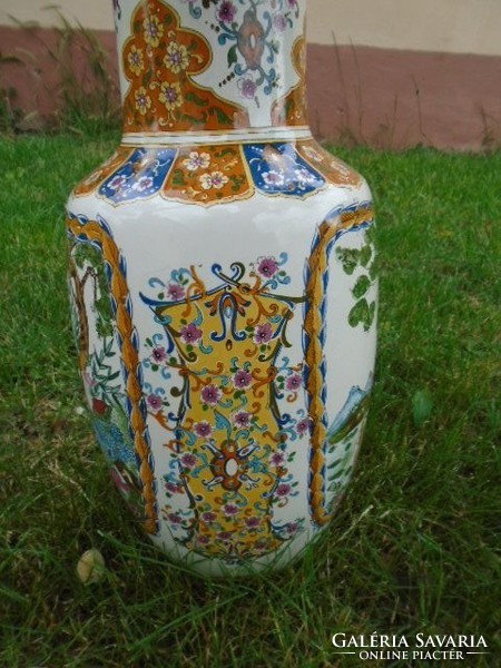 Hatalmas kézzel festett antik kínai váza nagyon finom porcelánból  (1) darab 41 cm igényes darab