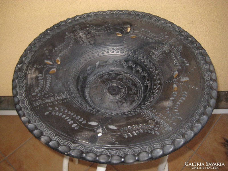 Mohács, black openwork ceramic sign, large 48 cm plate